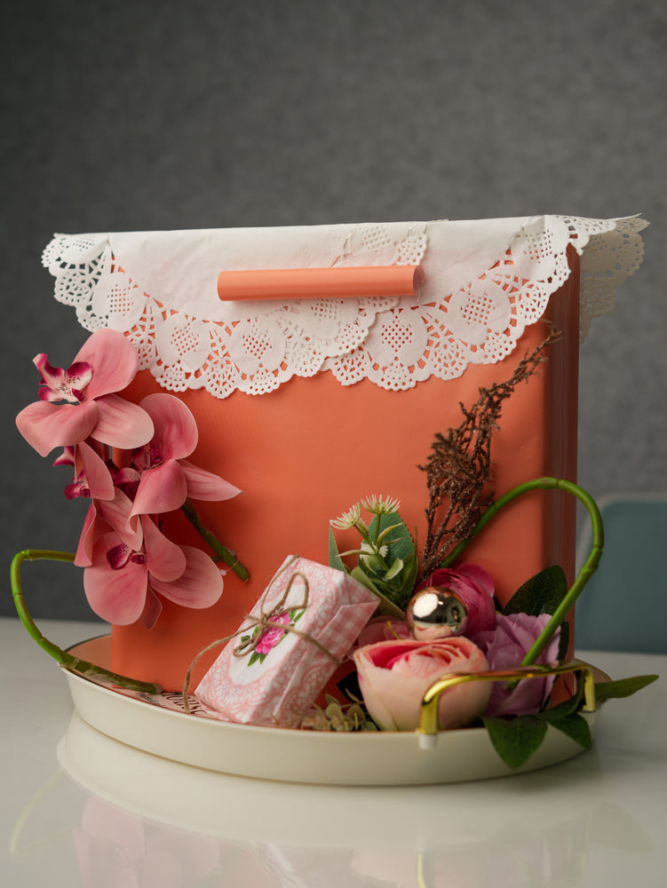 Blush Elegance Gift Set – Graceful Floral &amp; Luxe Presentation