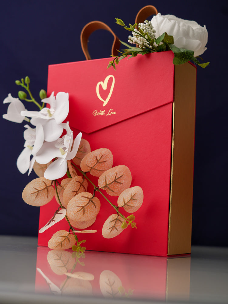 Luxe Love Gift Bag – Elegant Floral &amp; Gold Accents