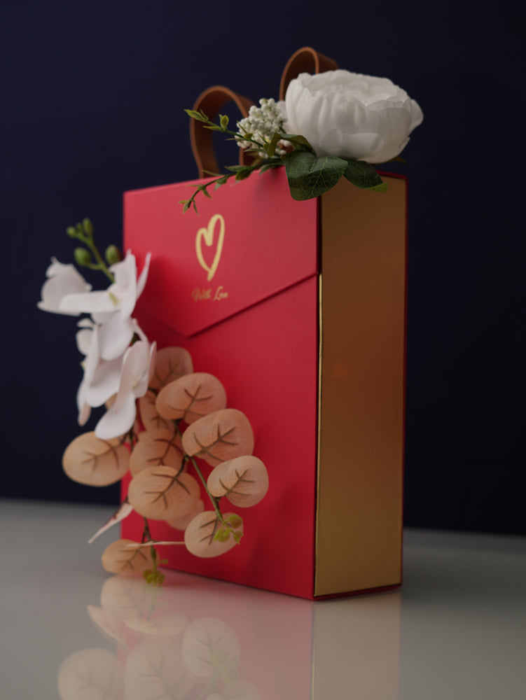 Luxe Love Gift Bag – Elegant Floral &amp; Gold Accents