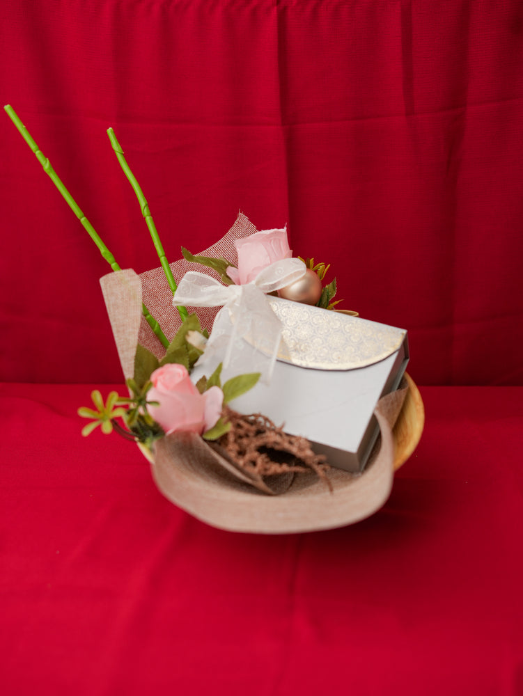 Rustic Charm Gift Set – Elegant Floral &amp; Classic Keepsake