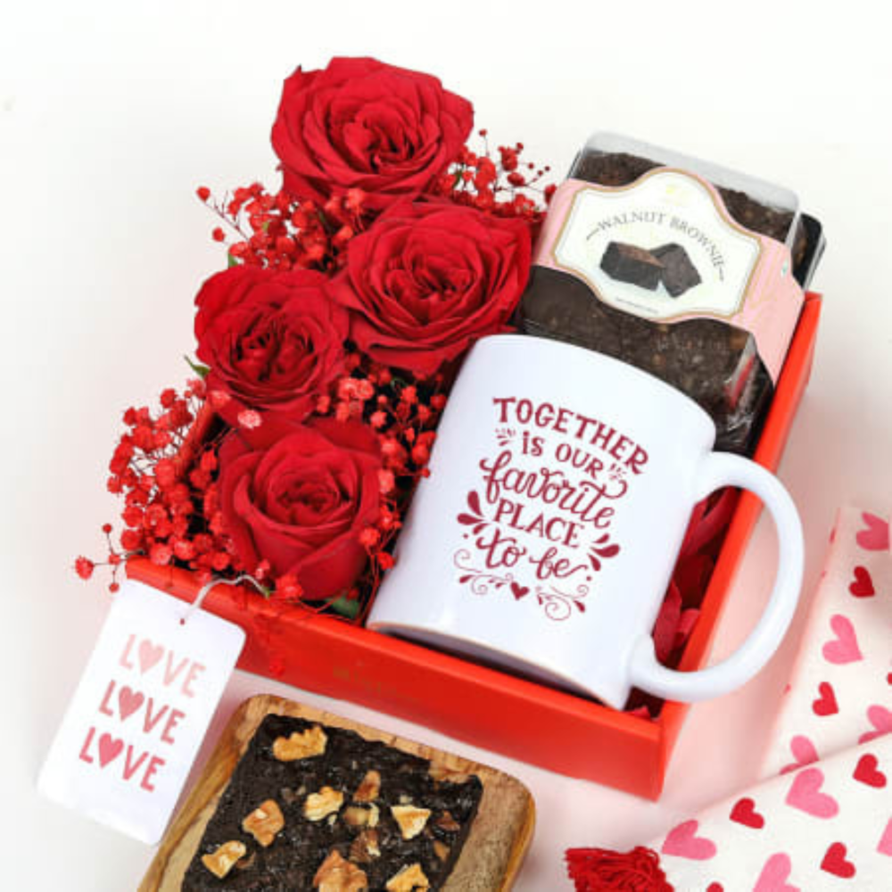 Love Rose Hamper